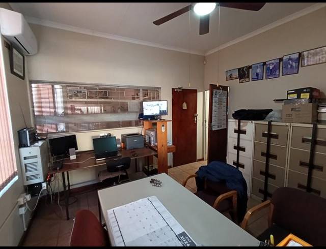 INDUSTRIAL FOR SALE IN KANONKOP